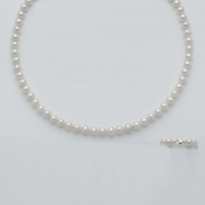 Collana Perle Donna Yukiko PCL4200Y con chiusura in oro bianco 750/1000. Filo di Perle LR colore bianco 7-7,5. Lunghezza 40 cm.